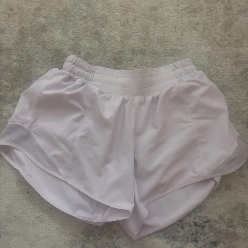 Lululemon Shorts 4 Hotty Hot Light Pink